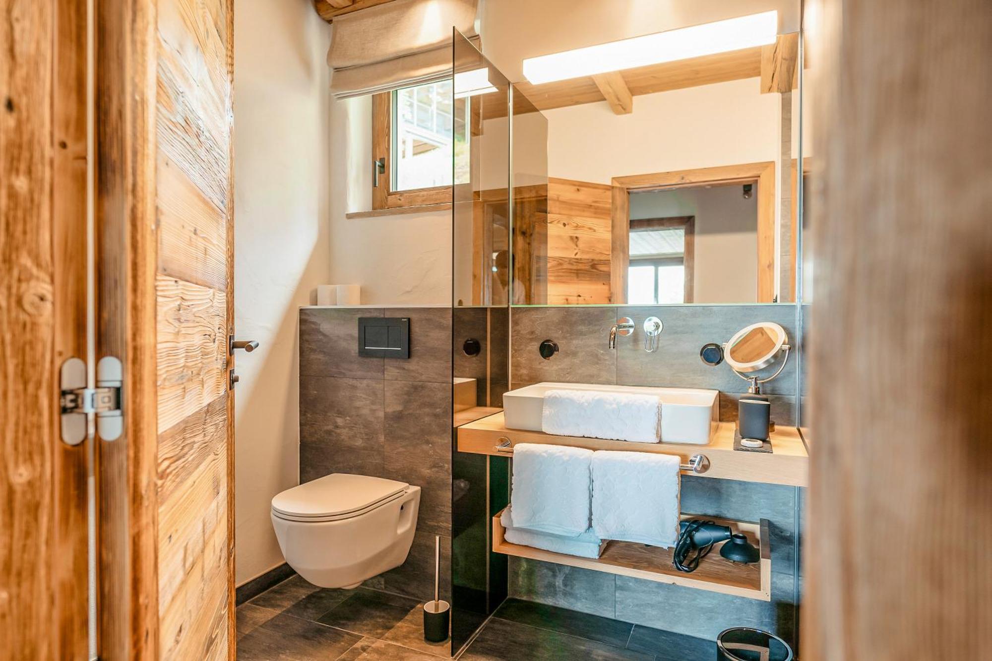 Brandlalm Chalets Gundisch Kamer foto